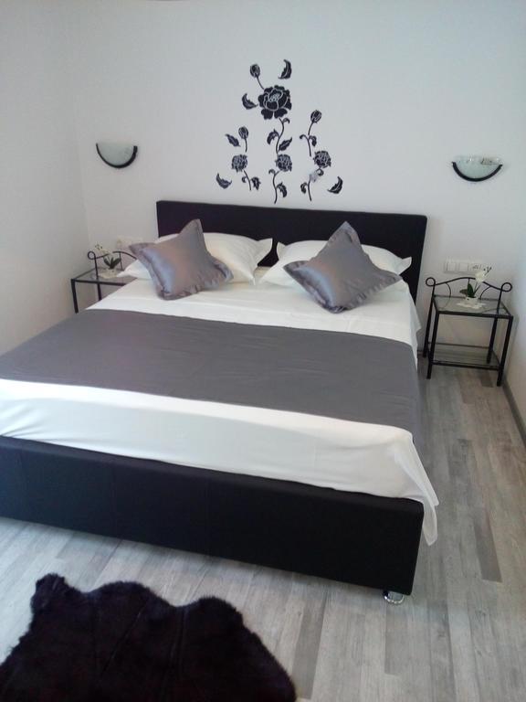 Villa Duje Old Town Trogir Ngoại thất bức ảnh